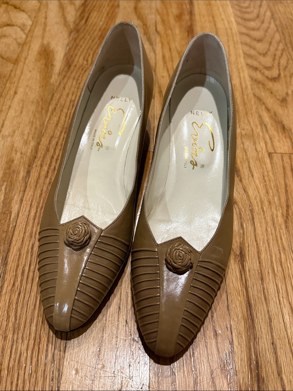 Evins "Lili" pleated-toe pumps Brown Pointed Toe Floral Rosette Flats
